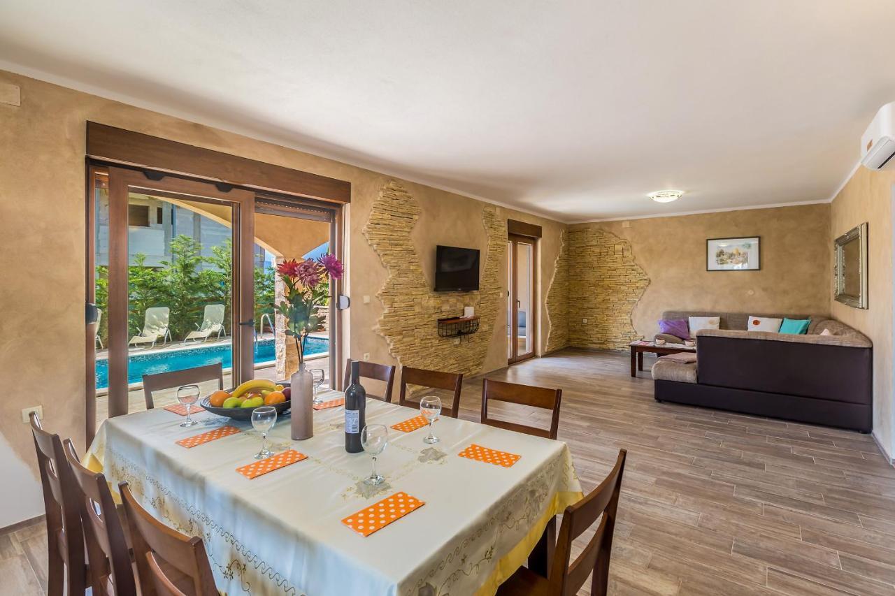 Villa Dijana East Linardići Extérieur photo